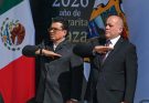 Asiste alcalde Eduardo Gattás a ceremonía del Día de la Bandera en el 77 Batallón.