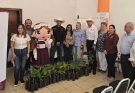 Con pláticas y donación de plantas, promueven cuidado ambiental en Padilla