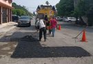 En atención a la indicación de Lalo Gattás, sigue rehabilitación de calles y avenidas.