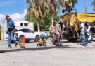 Con intenso bacheo, reparan calles dañadas por lluvias en Victoria.