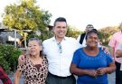Entrega Lalo Gattás nuevos cuartos dormitorio en la colonia Todos por Tamaulipas.